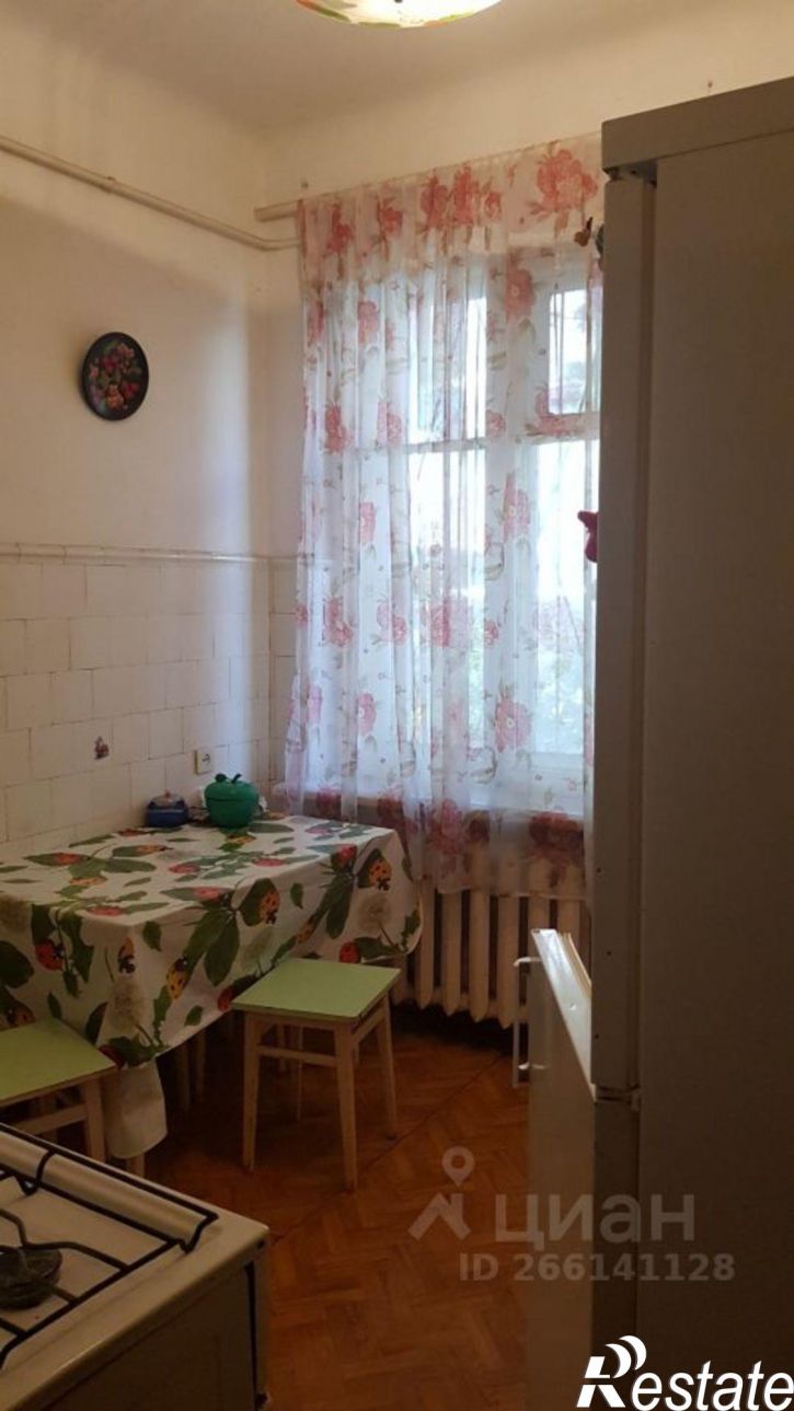 2-комн квартира Коммунистическая улица, 24,  д. 24