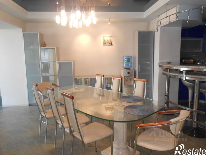 4-комн квартира проспект Губернатора Анатолия Гужвина, 3,  д. 3