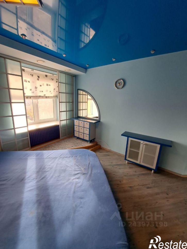 4-комн квартира проспект Губернатора Анатолия Гужвина, 3,  д. 3