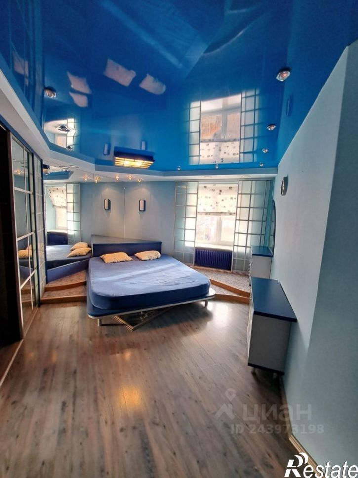 4-комн квартира проспект Губернатора Анатолия Гужвина, 3,  д. 3