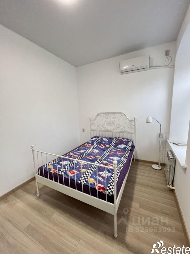 3-комн квартира Тихий переулок, 1/29,  д. 1/29