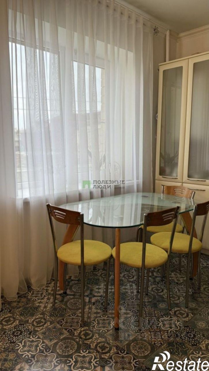 3-комн квартира улица Космонавтов, 18 к2,  д. 18 к2