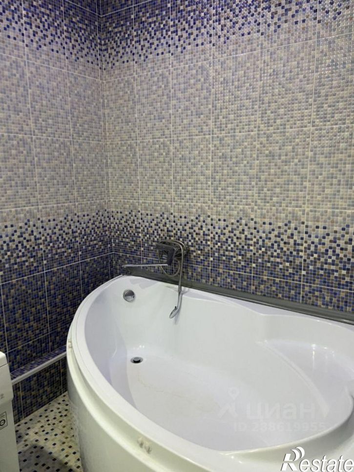 2-комн квартира улица Валерии Барсовой, 15 к1,  д. 15 к1