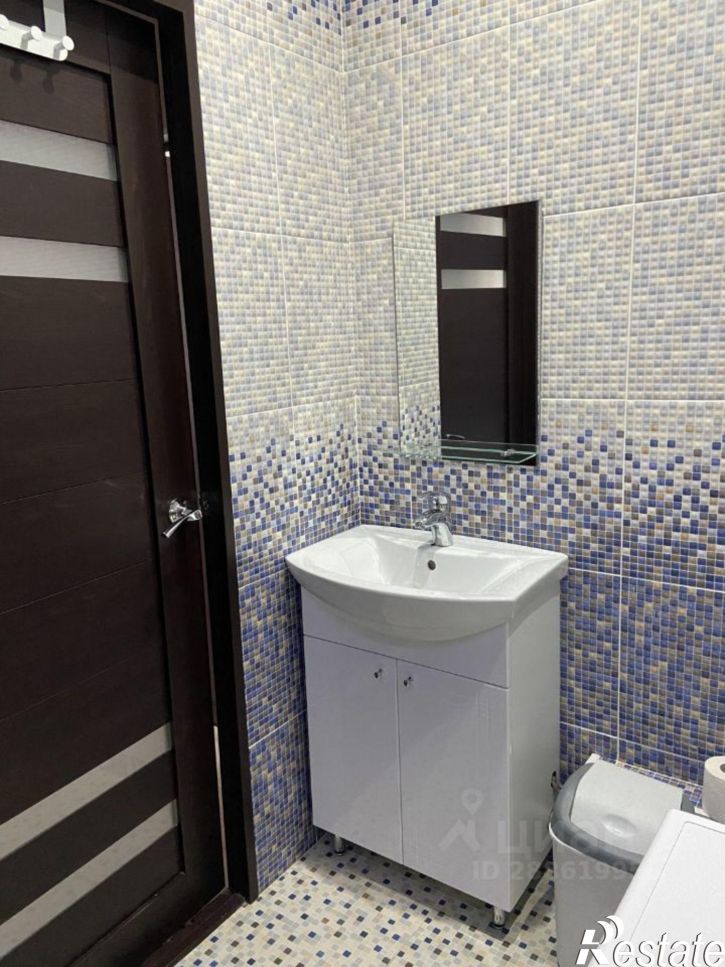 2-комн квартира улица Валерии Барсовой, 15 к1,  д. 15 к1