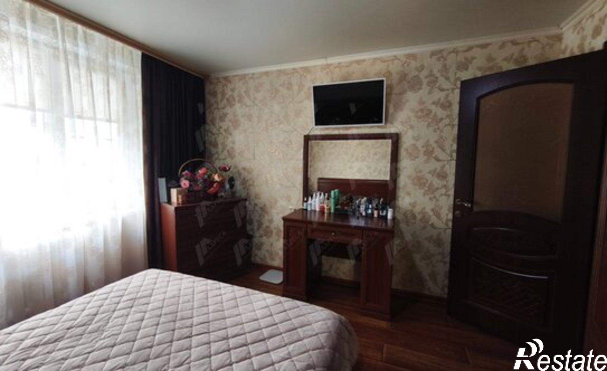 Купить квартиру за 4 200 000 рублей на ул Маркина, 104 1