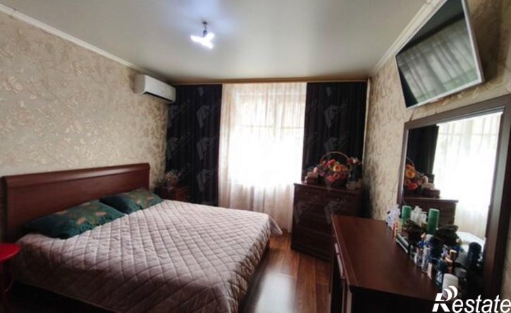 3-комн квартира ул Маркина, 104 1,  д. 104 1,  к. 1