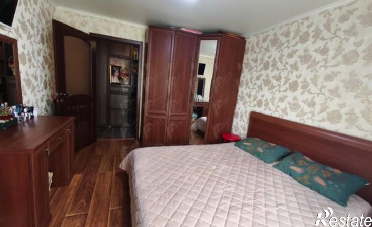 3-комн квартира ул Маркина, 104 1,  д. 104 1,  к. 1