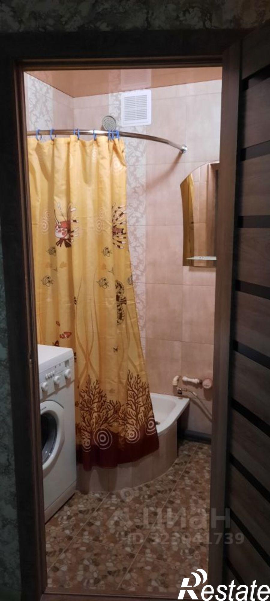 Сдать квартиру за 20 000 рублей на Заводская площадь, 43