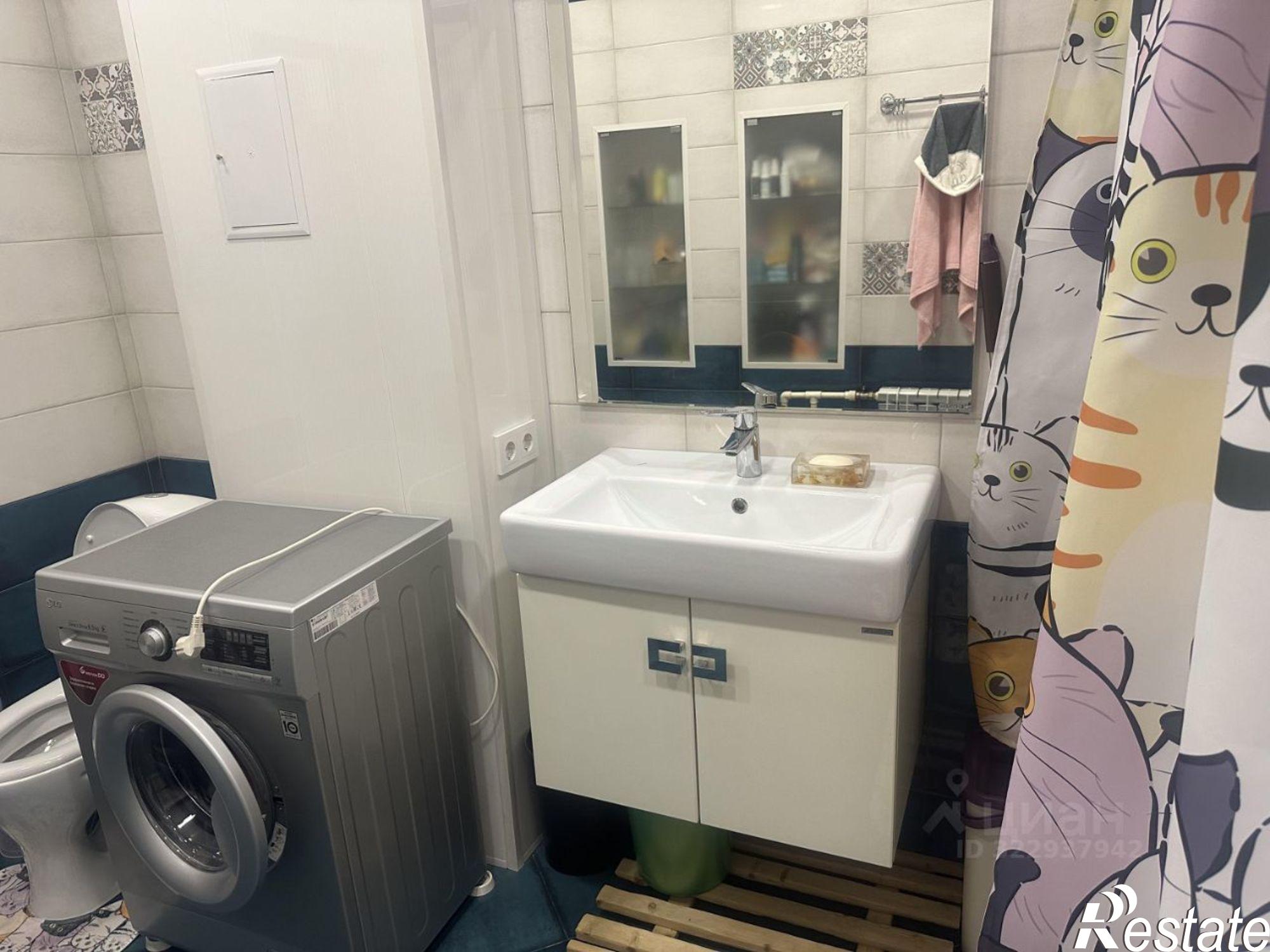 Купить квартиру за 4 300 000 рублей на улица Космонавта Комарова, 63