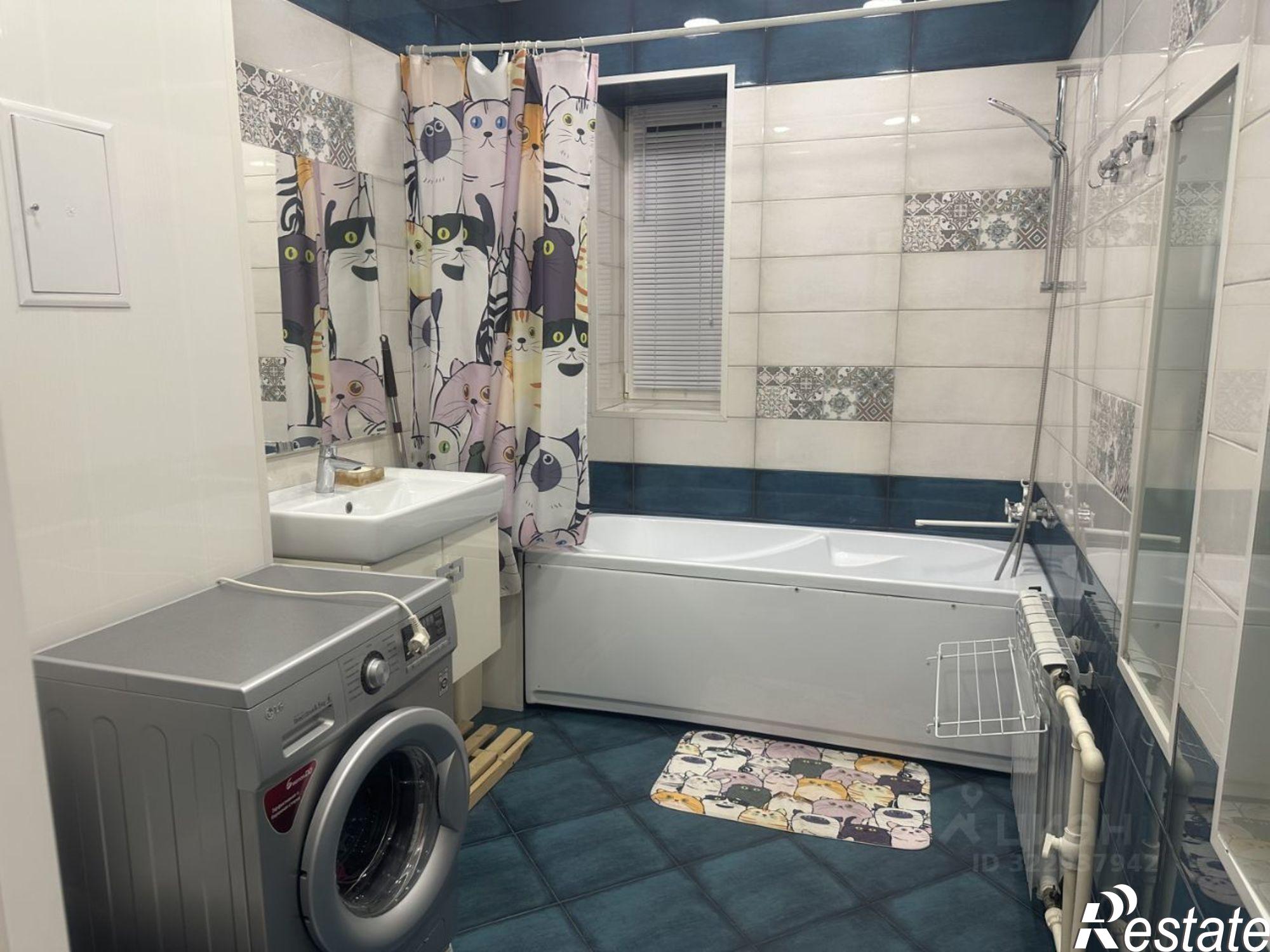 Купить квартиру за 4 300 000 рублей на улица Космонавта Комарова, 63