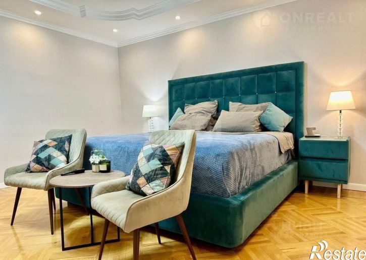 4-комн квартира ул Генерала Епишева, 59,  д. 59