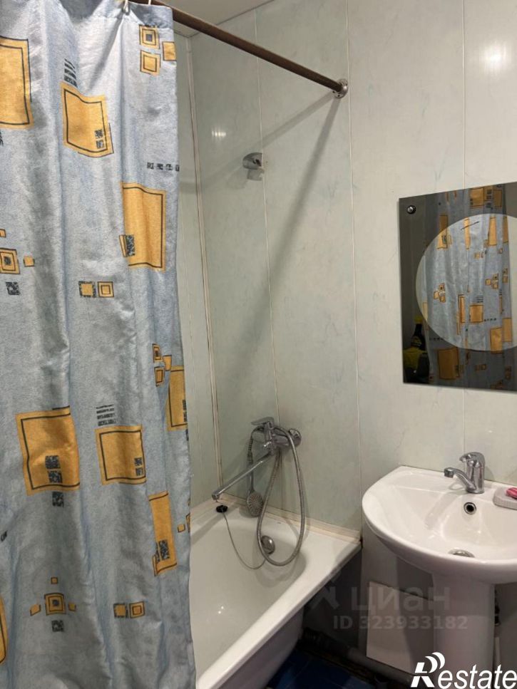 3-комн квартира улица Кирова, 20/3,  д. 20/3