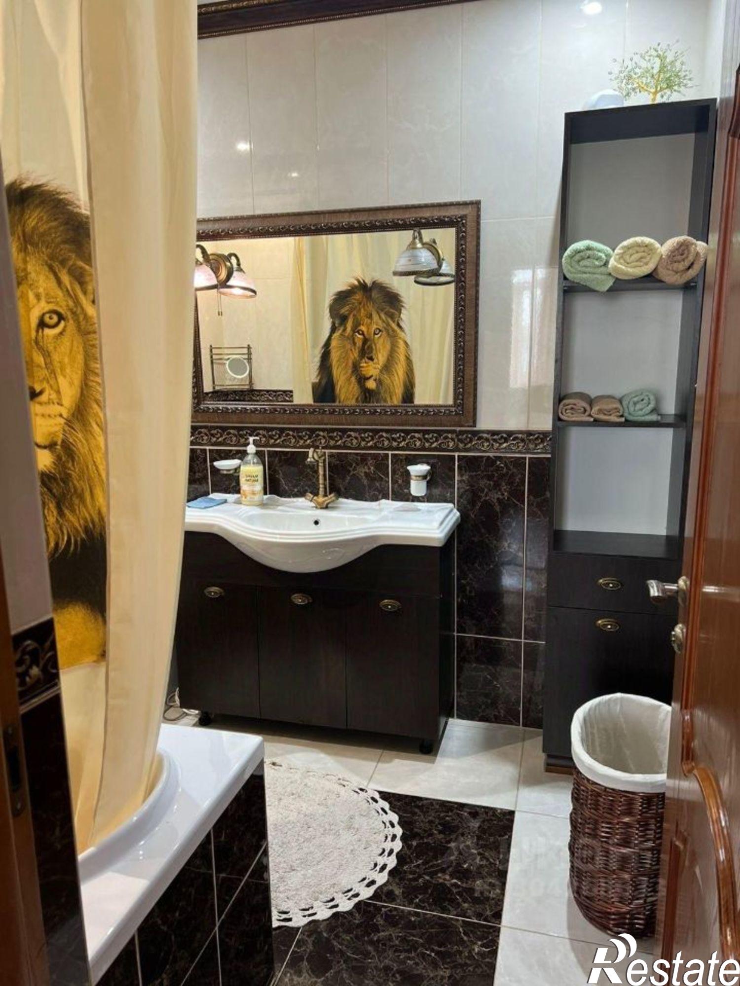 Сдать квартиру за 37 000 рублей на пл Ленина, 10