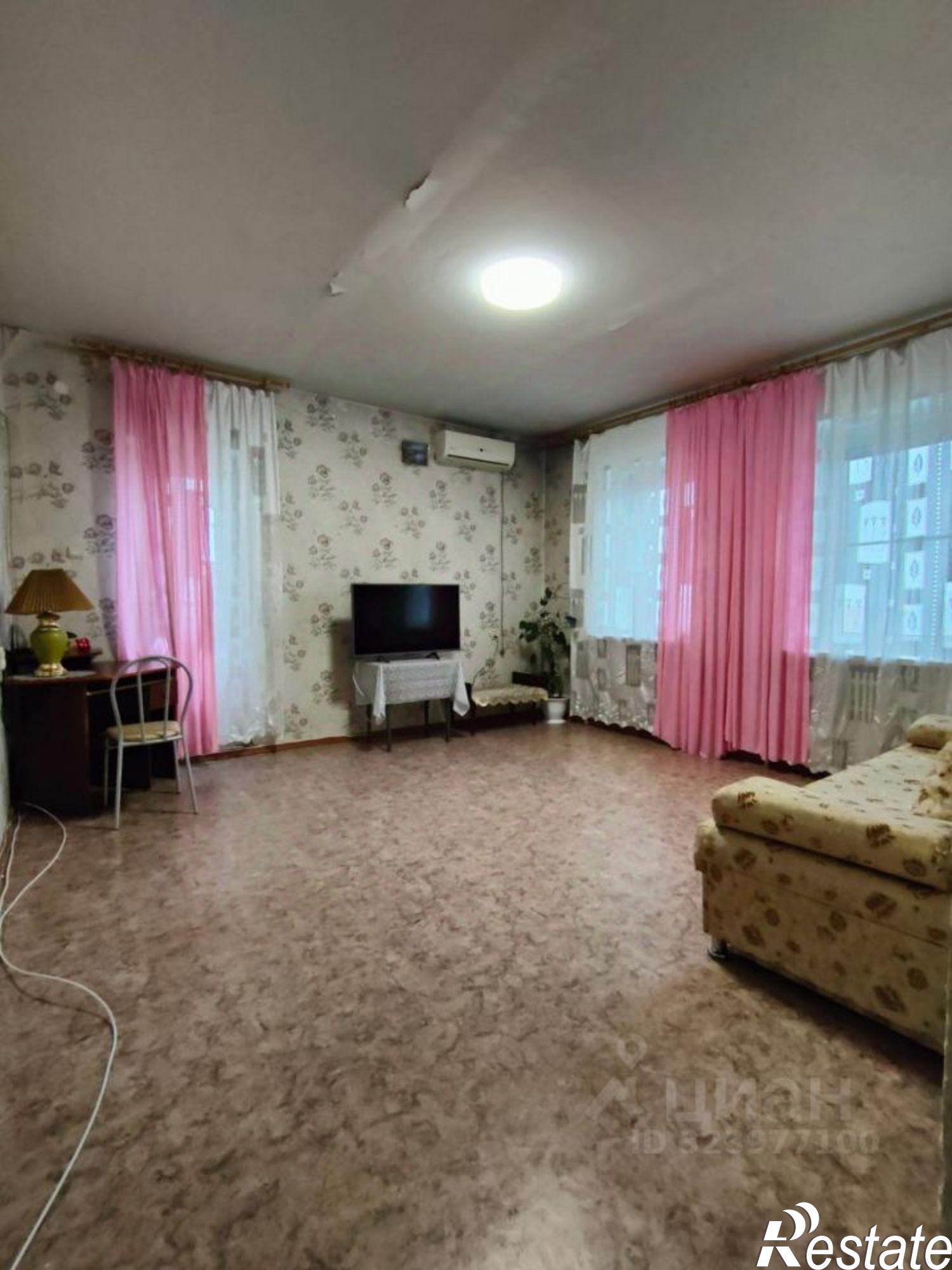 Сдать квартиру за 30 000 рублей на Кубанская улица, 17 к2