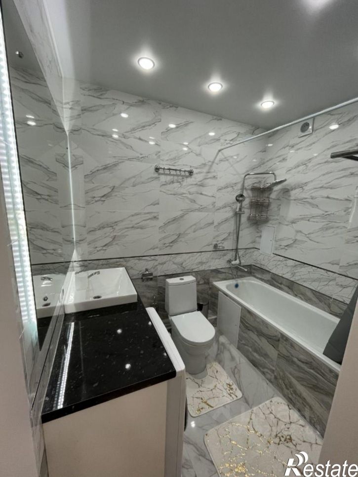 3-комн квартира ул Симферопольская, 1,  д. 1