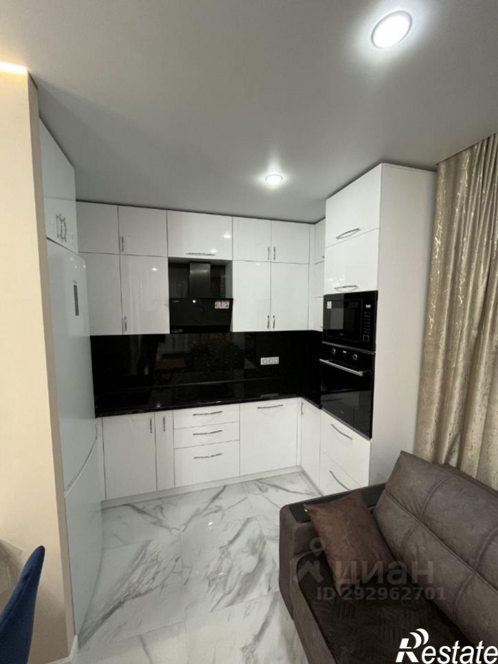 3-комн квартира ул Симферопольская, 1,  д. 1