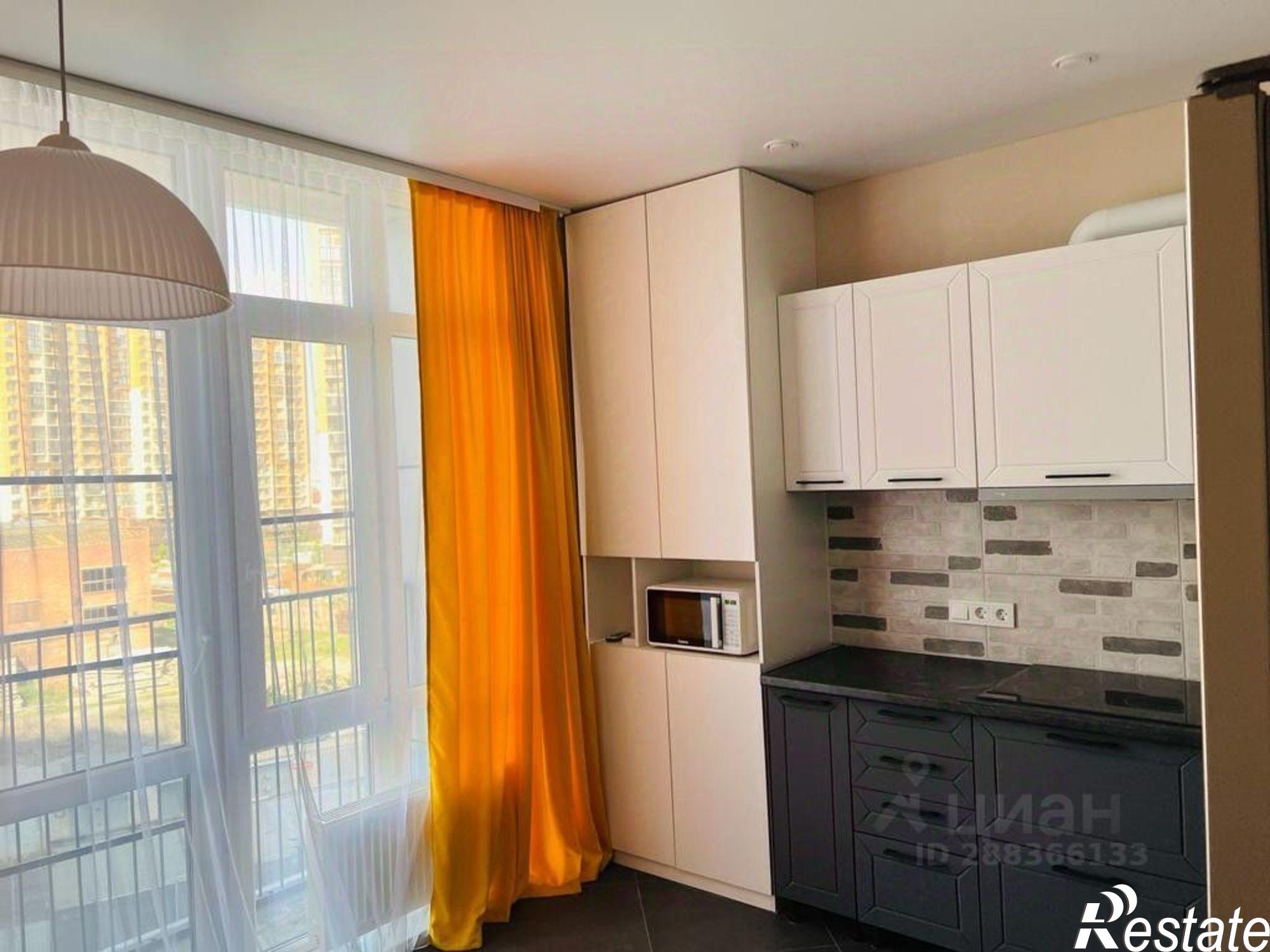 Сдать квартиру за 60 000 рублей на ул Бехтерева, 2а