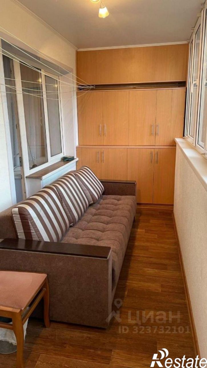 3-комн квартира улица Михаила Аладьина, 6,  д. 6