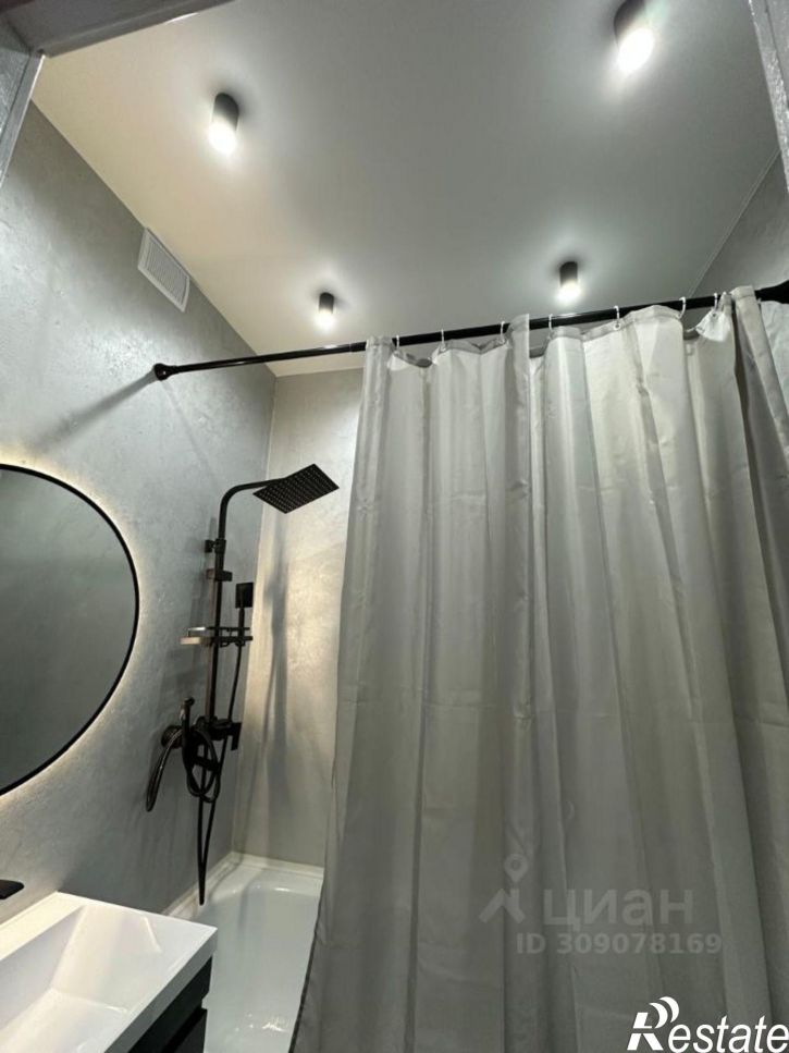 2-комн квартира улица Куликова, 1 к4,  д. 1 к4