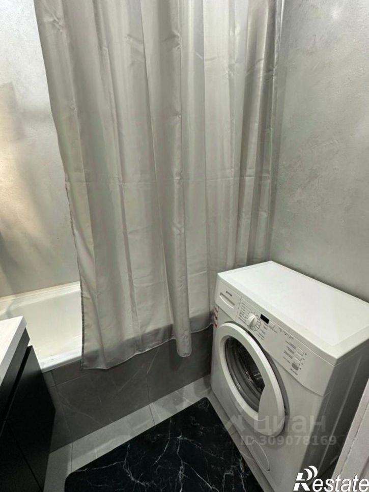 2-комн квартира улица Куликова, 1 к4,  д. 1 к4