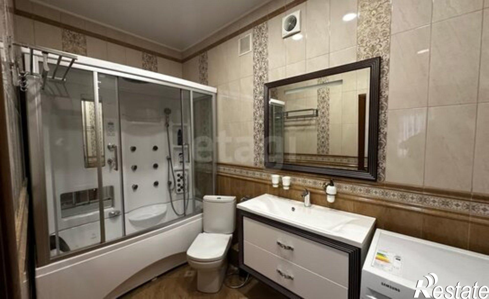 Купить квартиру за 16 000 000 рублей на ул Казанская, 69