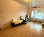 3-комн, 74кв м, этаж 1/9 Жилая улица, 13