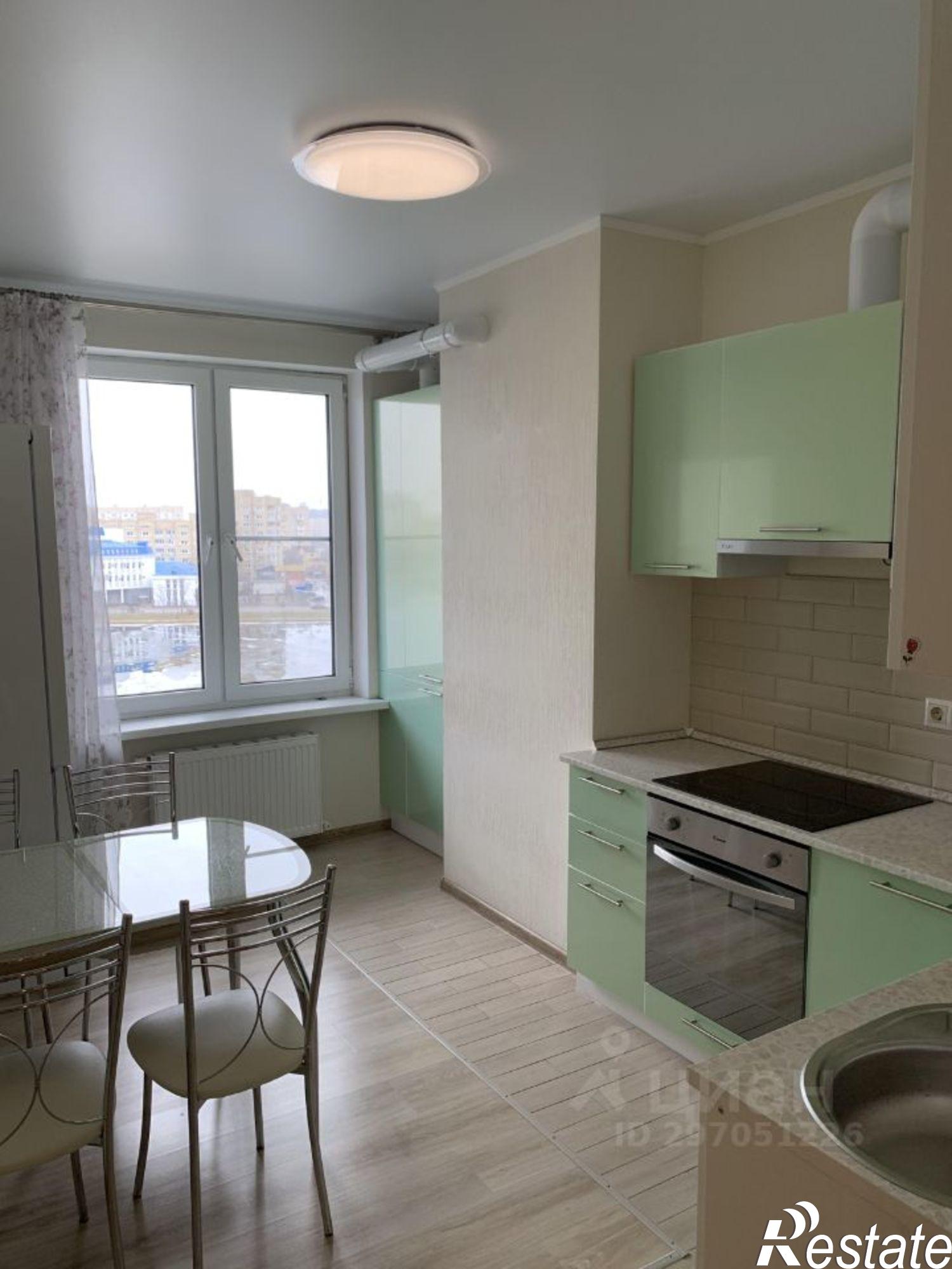 Сдать квартиру за 35 000 рублей на ул Набережная Приволжского затона, 20в