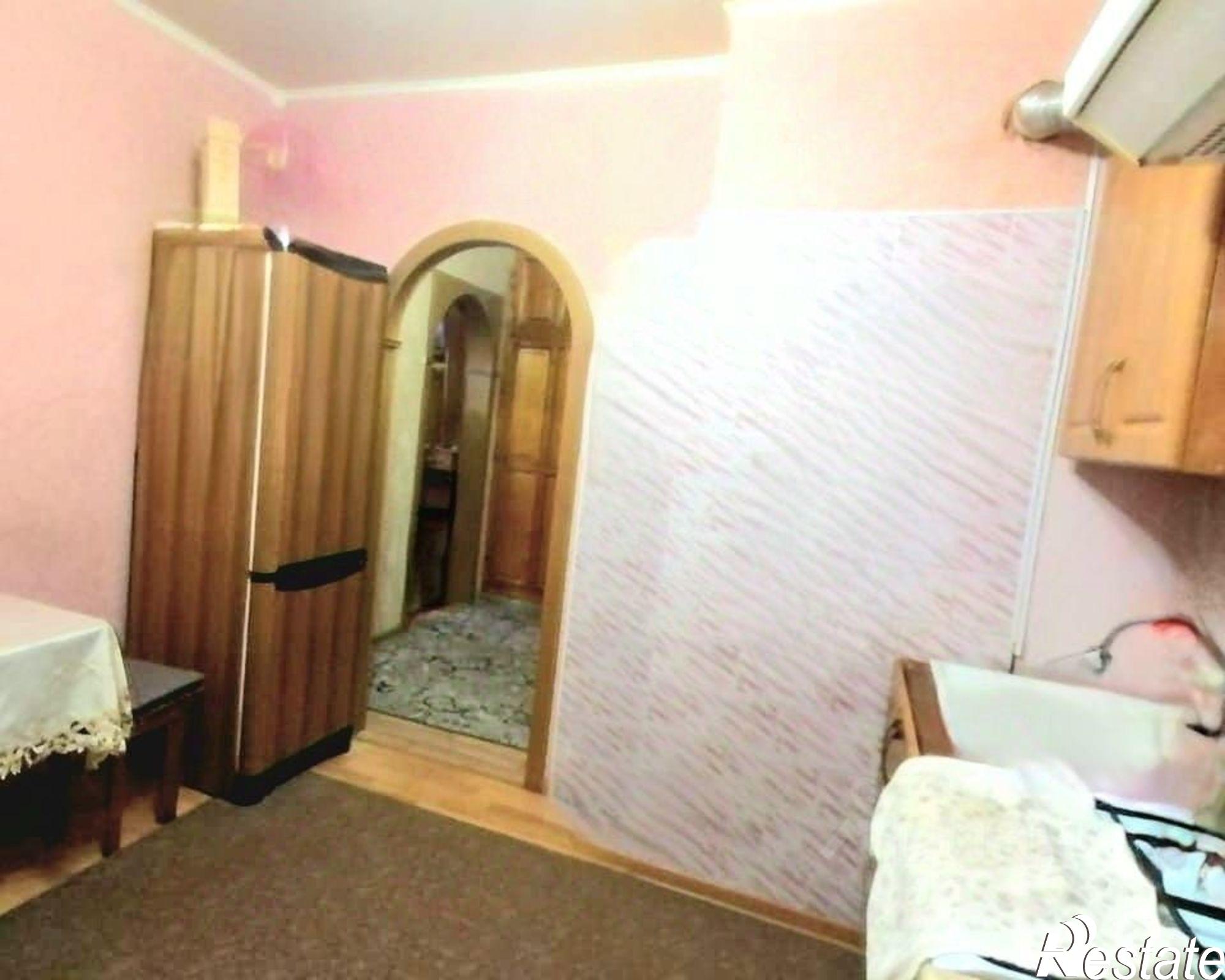 Купить квартиру за 3 800 000 рублей на ул Хибинская, 45 6