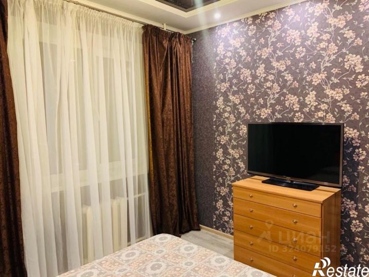 3-комн квартира улица Куликова, 67В,  д. 67В