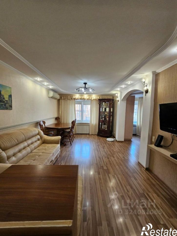 3-комн квартира улица Шаумяна, 30/49/20,  д. 30/49/20