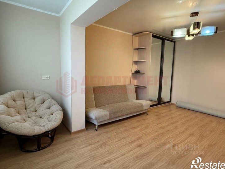 3-комн квартира улица Валерии Барсовой, 4,  д. 4