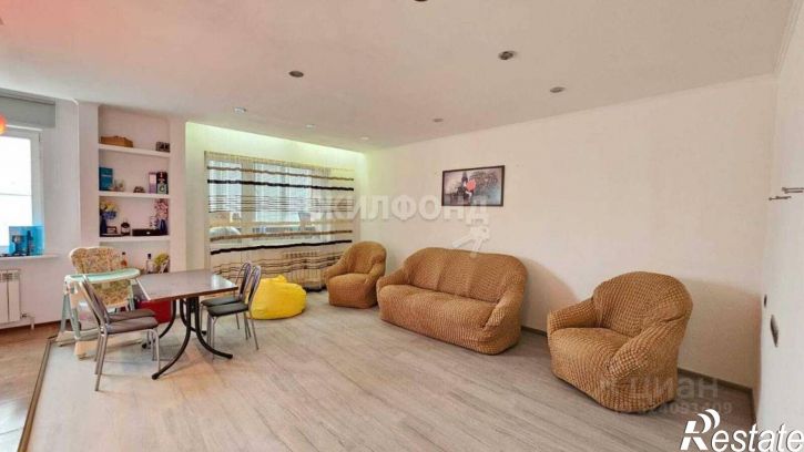 3-комн квартира улица Валерии Барсовой, 2,  д. 2