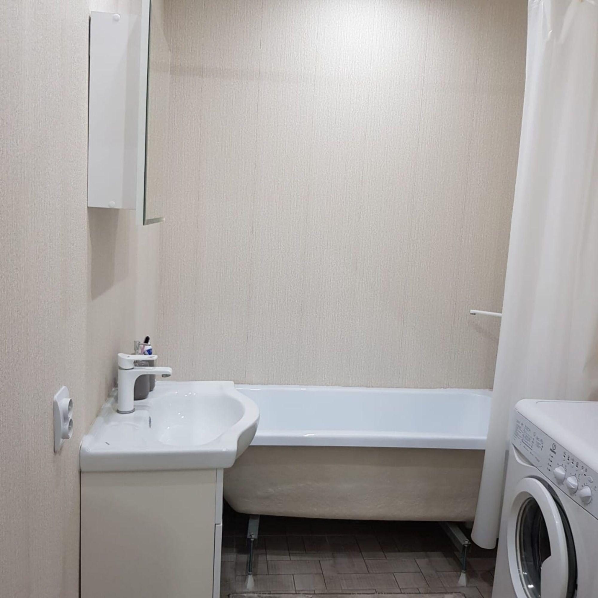 Купить квартиру за 2 000 000 рублей на Максима Горького ул, 37/3