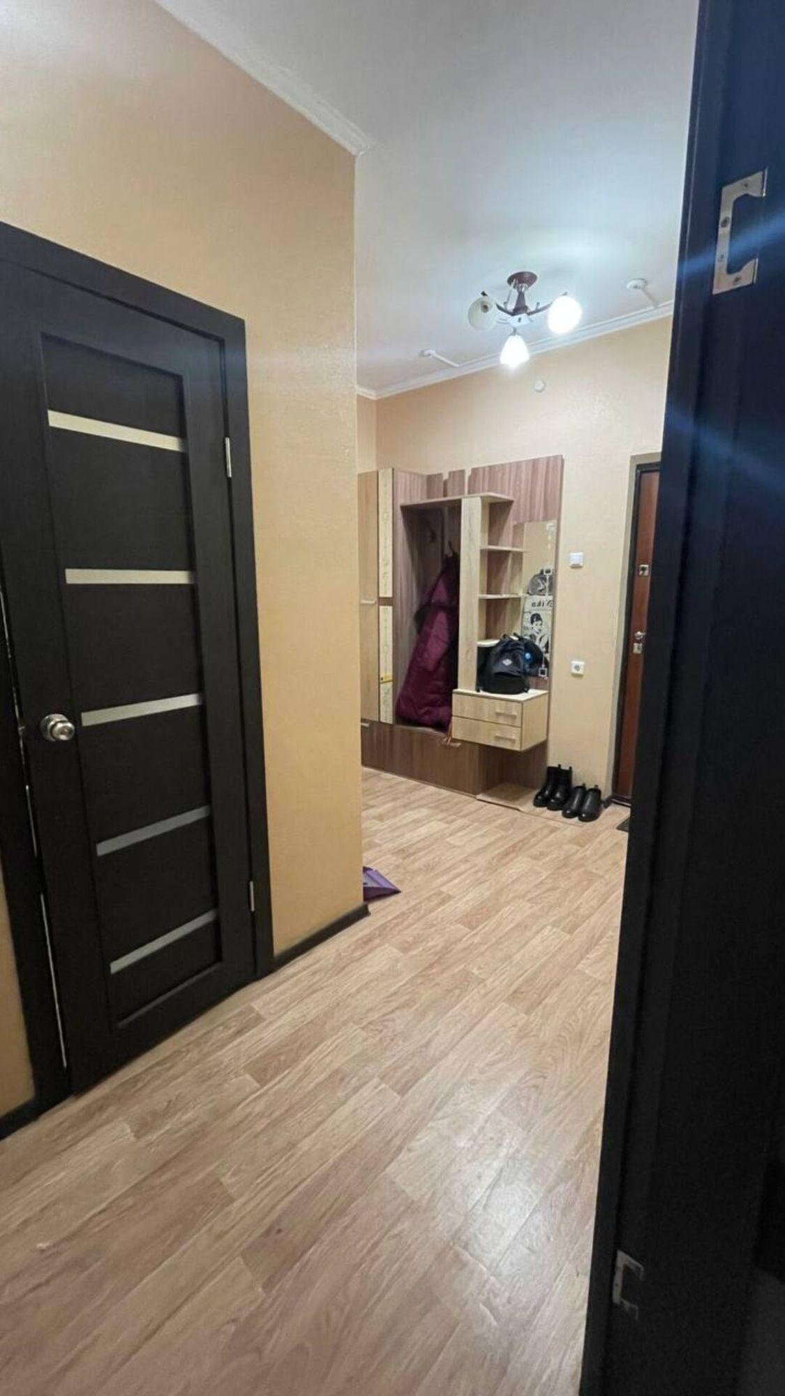 Купить квартиру за 3 100 000 рублей на имени Бабаевского мкр, Аксакова ул, 14