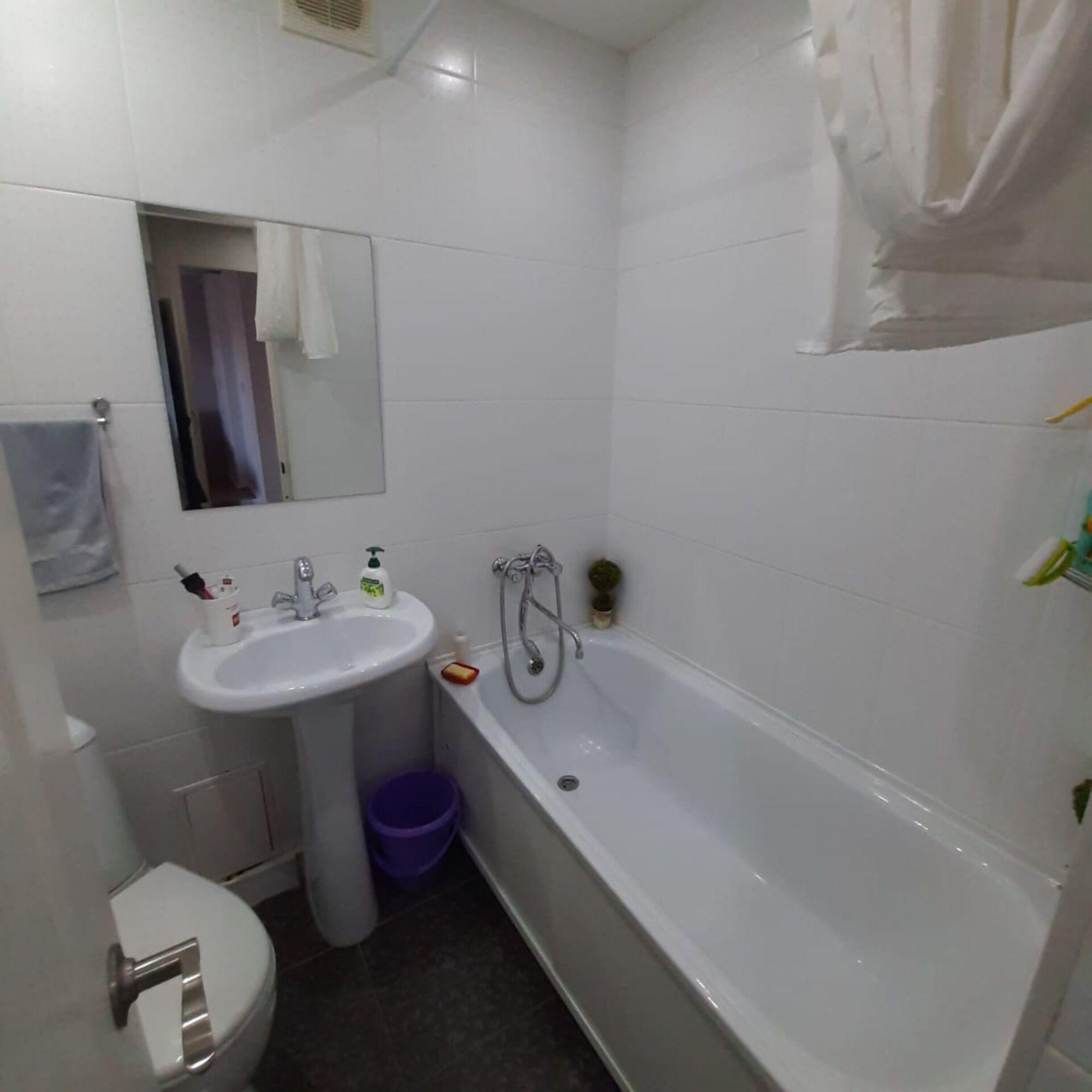 Купить квартиру за 1 900 000 рублей на Димитрова ул, 3