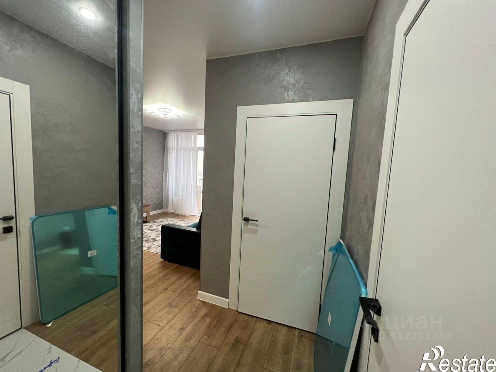 Сдать квартиру за 40 000 рублей на улица Бехтерева, 2А