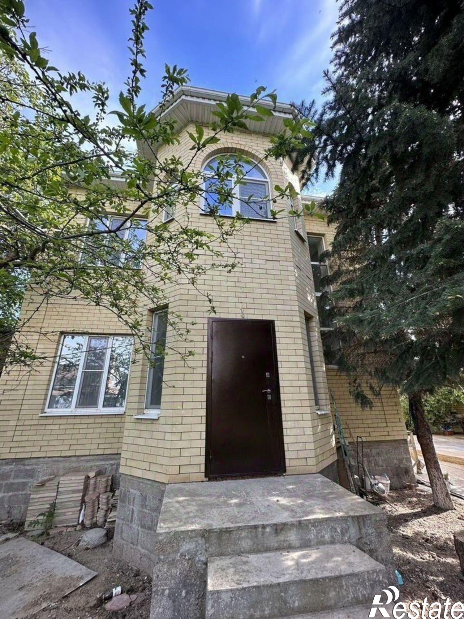 Сдать дачу, дом, коттедж за 60 000 рублей на 5-я Зеленгинская улица, 26