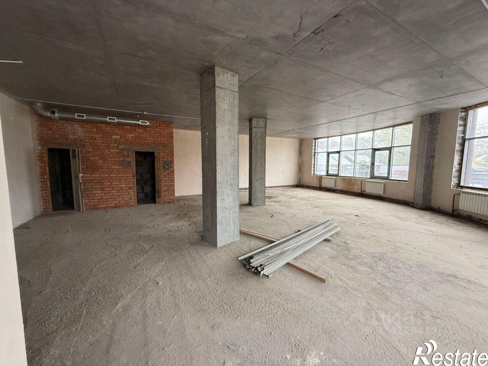 Купить помещение свободного назначения за 20 620 000 рублей на улица Набережная Приволжского затона, 4