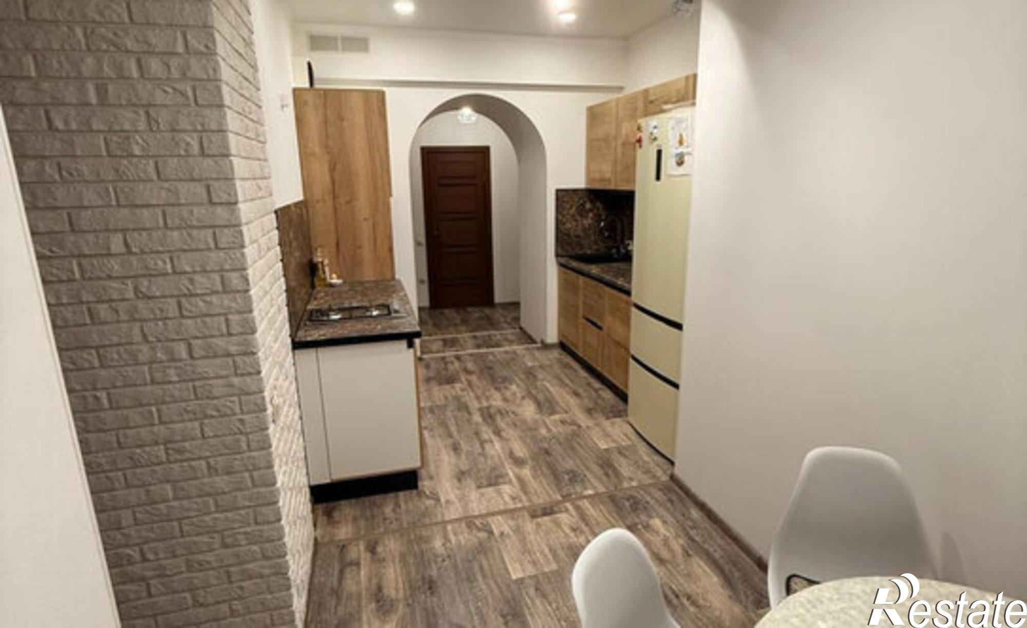 Купить квартиру за 4 500 000 рублей на набережная 1 Мая, 37