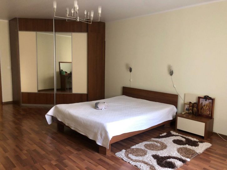 3-комн квартира Савушкина ул, 4
