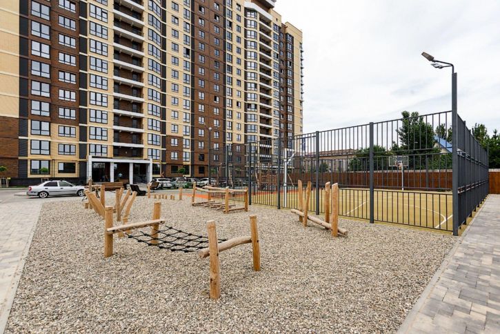 4-комн квартира Трофимова ул, 10