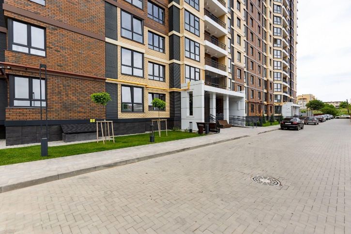 4-комн квартира Трофимова ул, 10