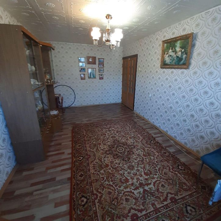 3-комн квартира 6-й мкр, Химиков ул, 8