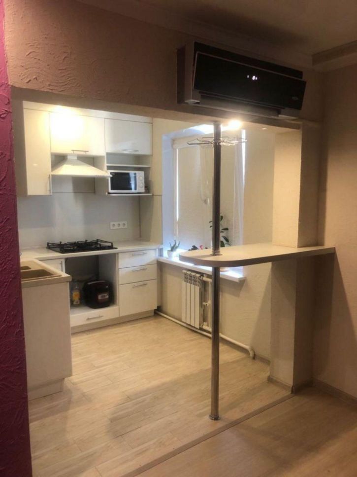 3-комн квартира Безжонова ул, 78