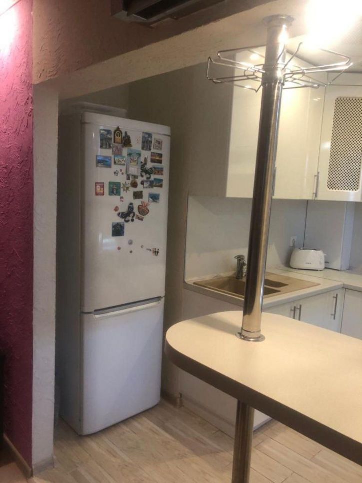 3-комн квартира Безжонова ул, 78