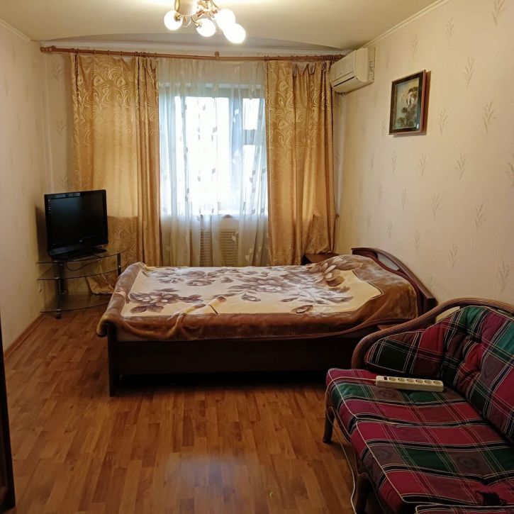 3-комн квартира Заводская пл, 43