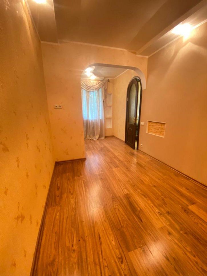 2-комн квартира улица Комсомольская наб, 17