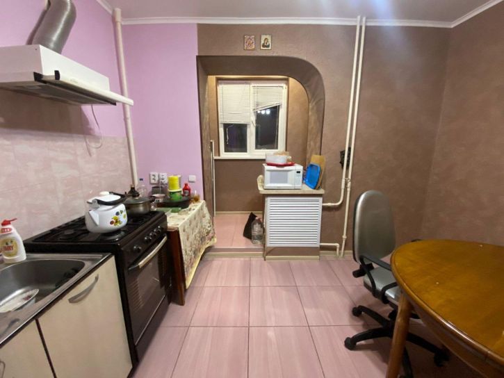 2-комн квартира 6-й мкр, Химиков ул, 8