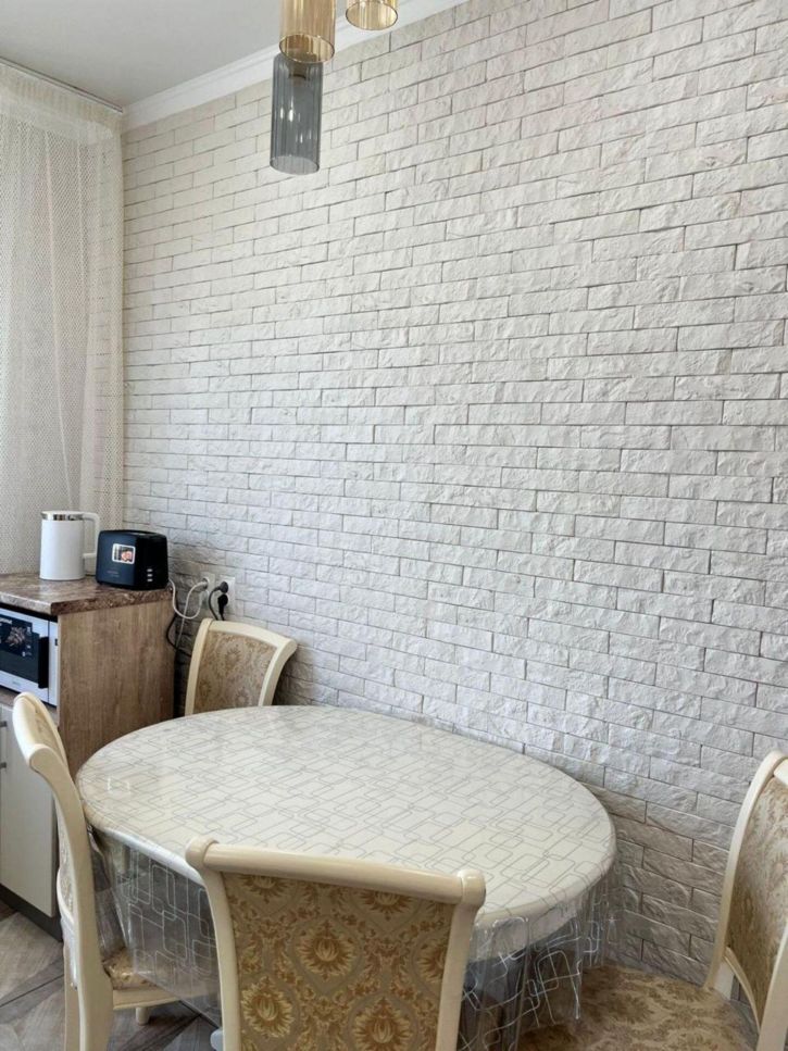 3-комн квартира Рылеева ул, 82