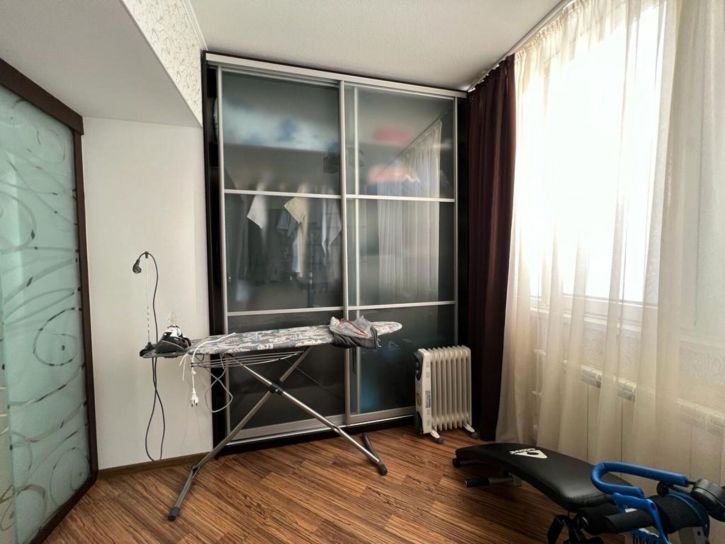 3-комн квартира Васильковая ул, 21